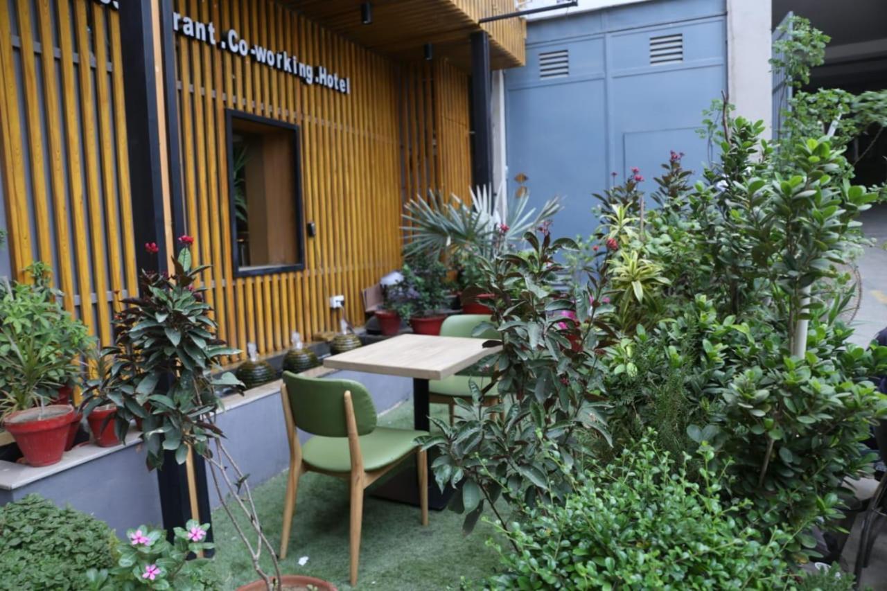 Elet Business Hotel Carachi Exterior foto