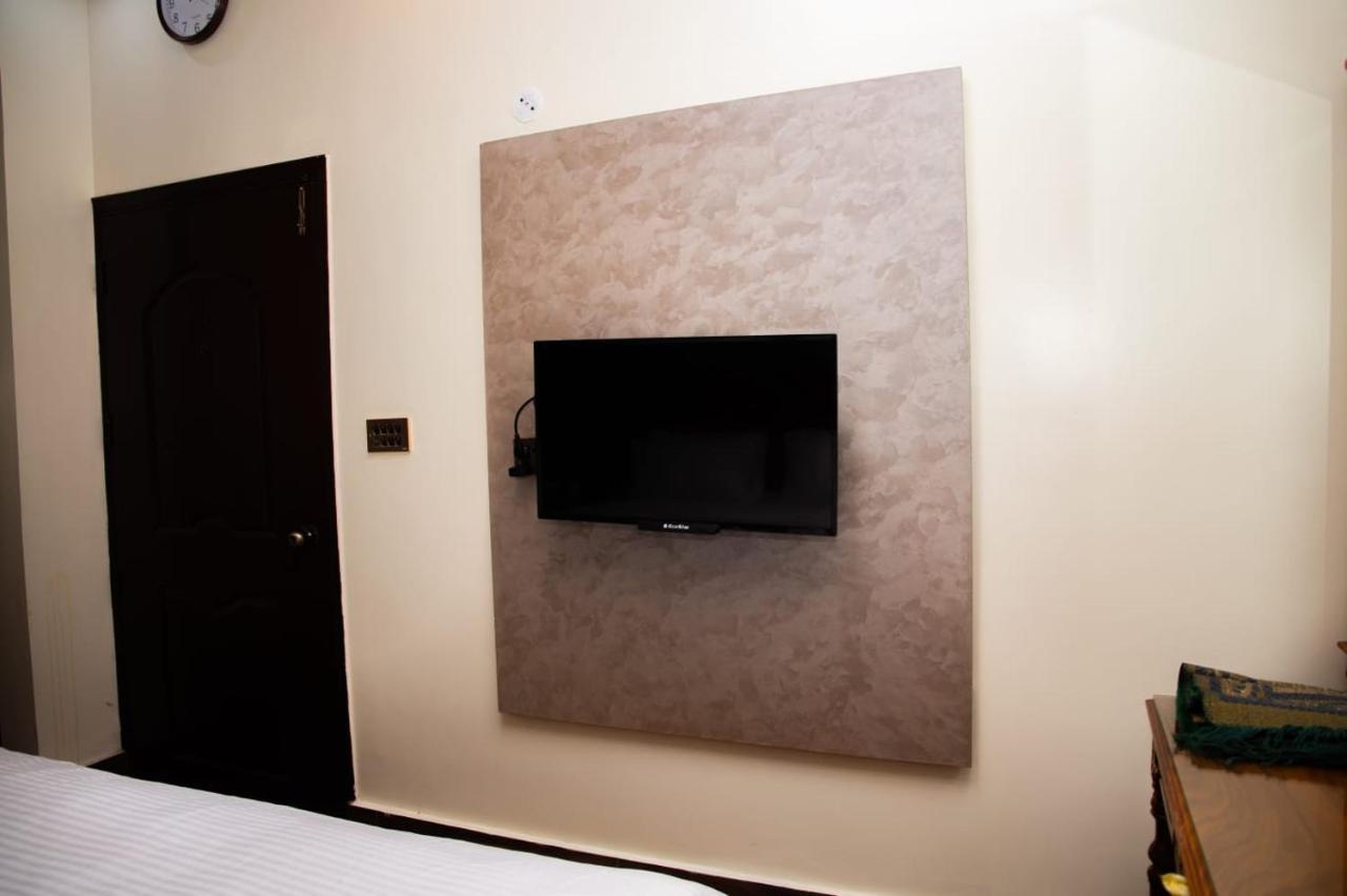 Elet Business Hotel Carachi Exterior foto